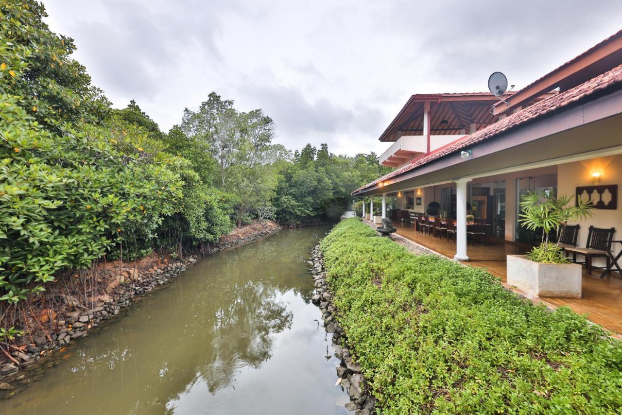 Villa Hundira Negombo Bagian luar foto