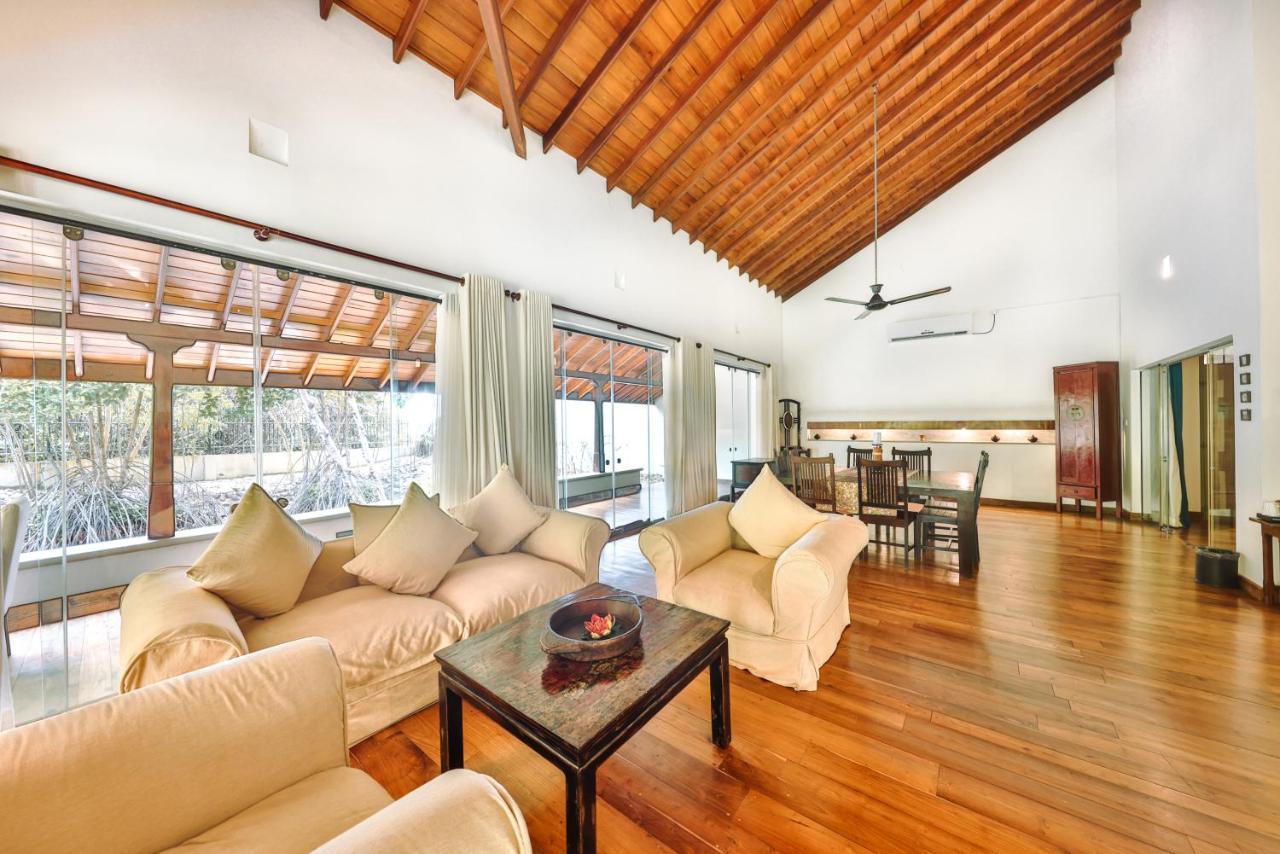 Villa Hundira Negombo Bagian luar foto