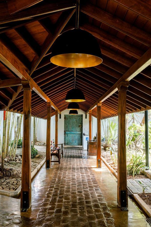 Villa Hundira Negombo Bagian luar foto