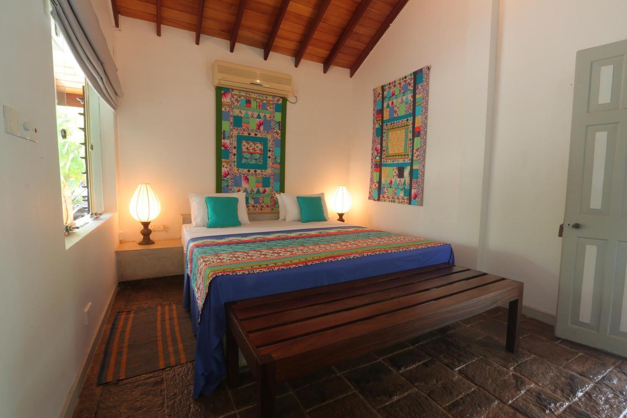 Villa Hundira Negombo Bagian luar foto