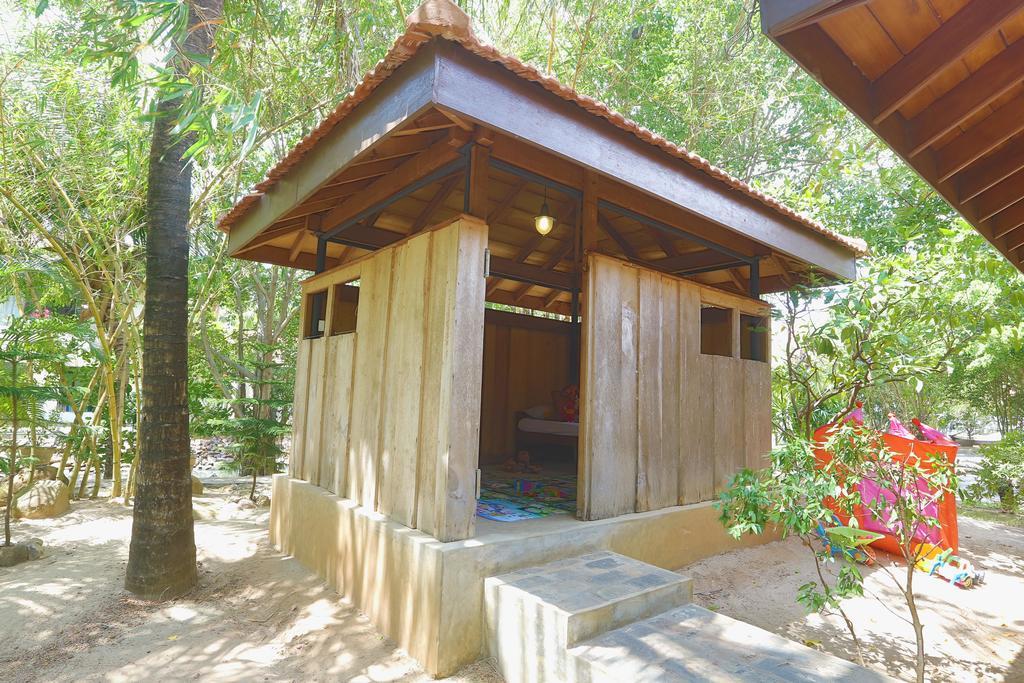 Villa Hundira Negombo Bagian luar foto